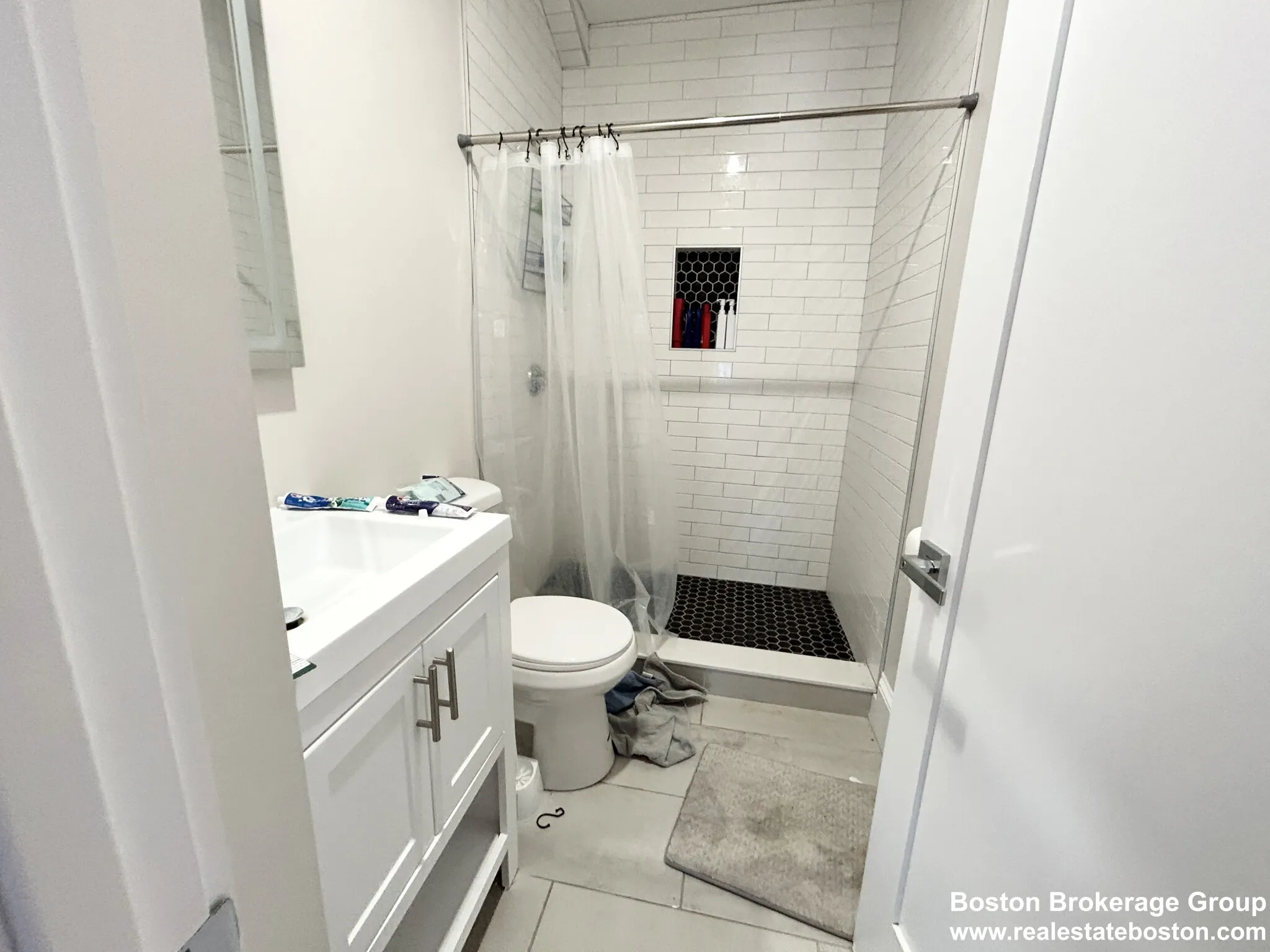 74 Marine Rd, South Boston