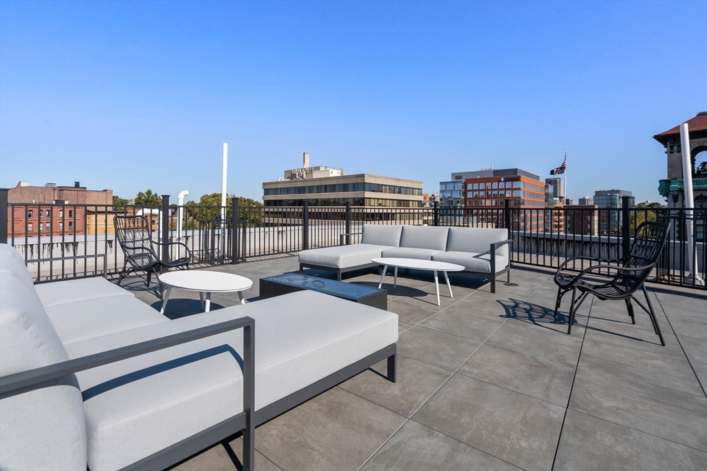 69 Walnut St, Brookline Village