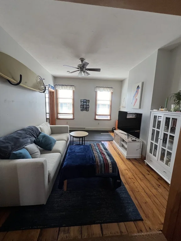 109 Bartlett St, Charlestown