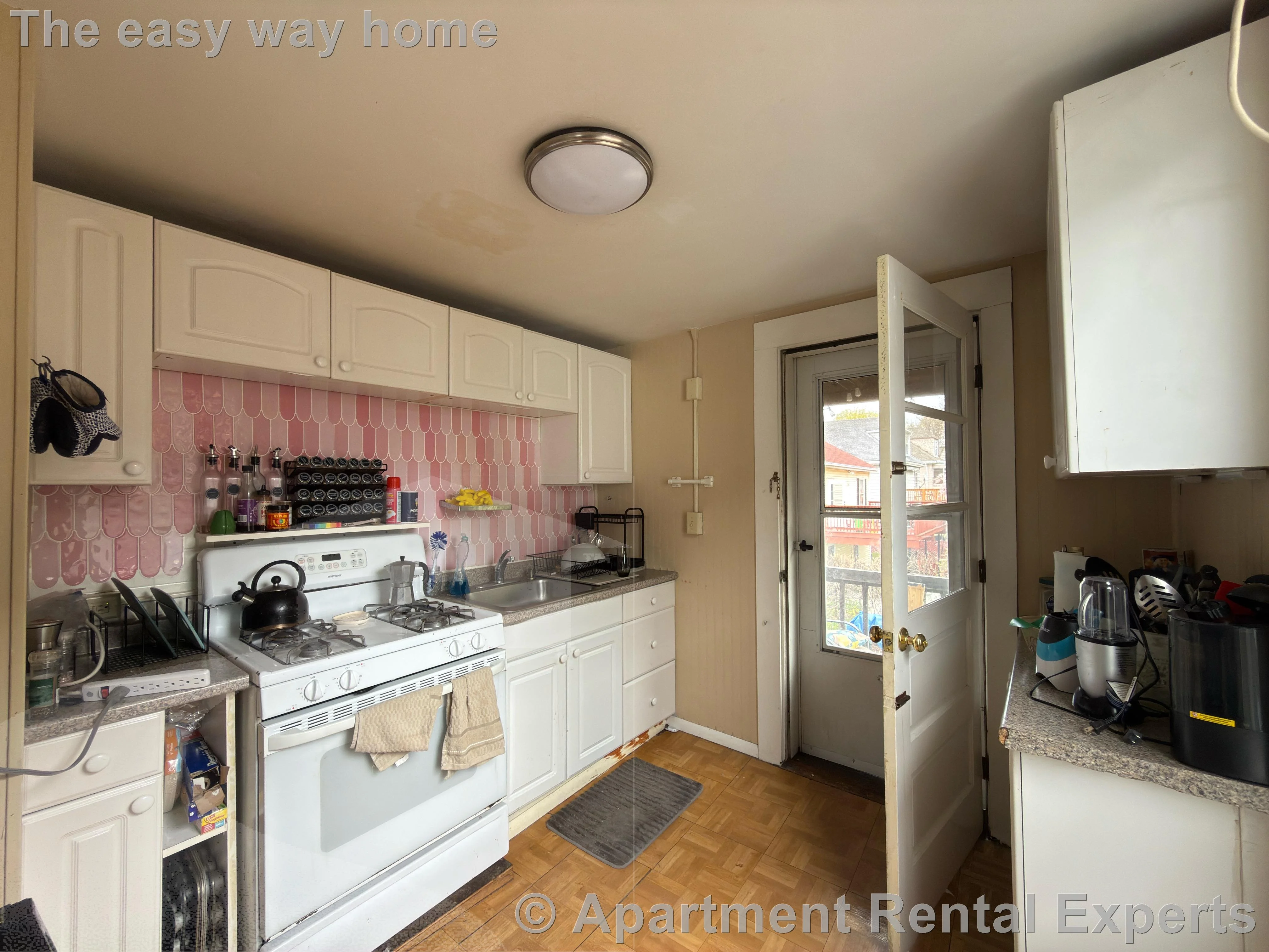 19B Strathmore Rd, Magoun Square