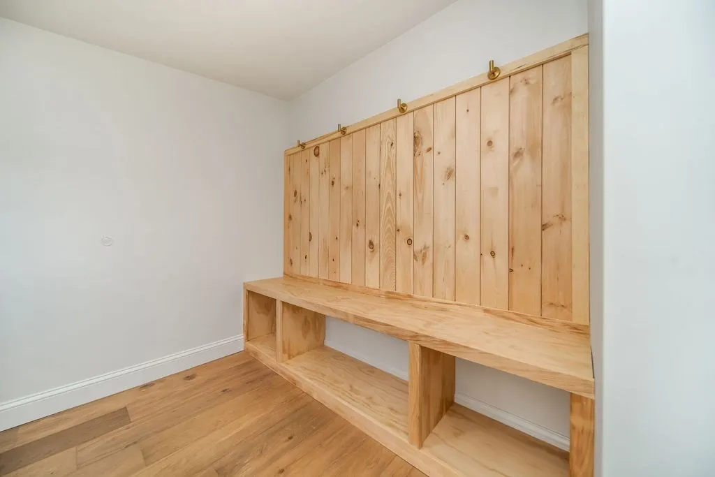 9-11 Knollin St, Malden