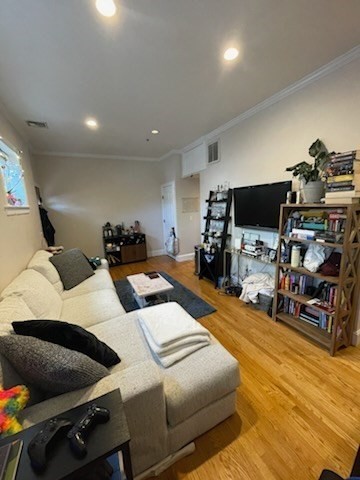 779 E 5th St, South Boston