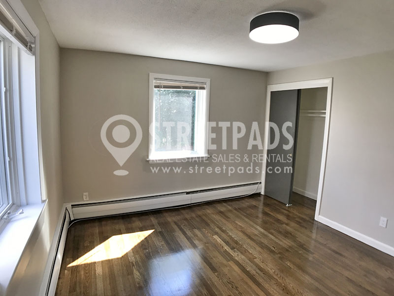 50 Evergreen St, Jamaica Plain