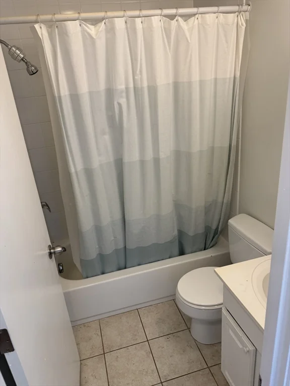 160 Cottage St, East Boston