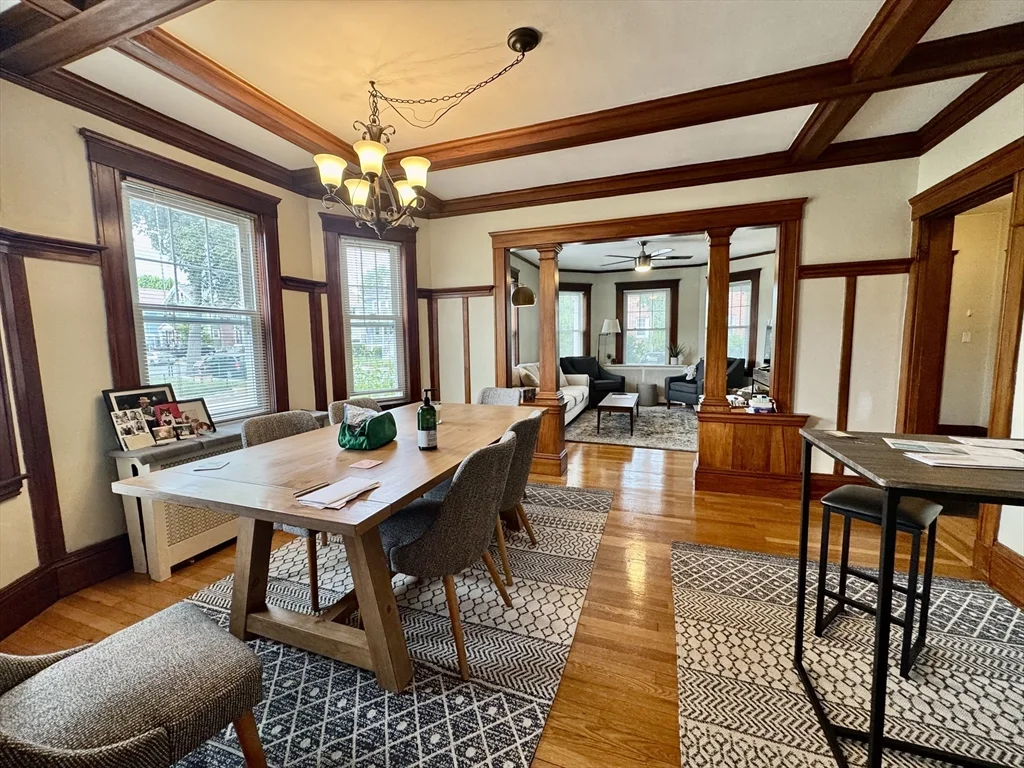 108 Redlands Rd, West Roxbury