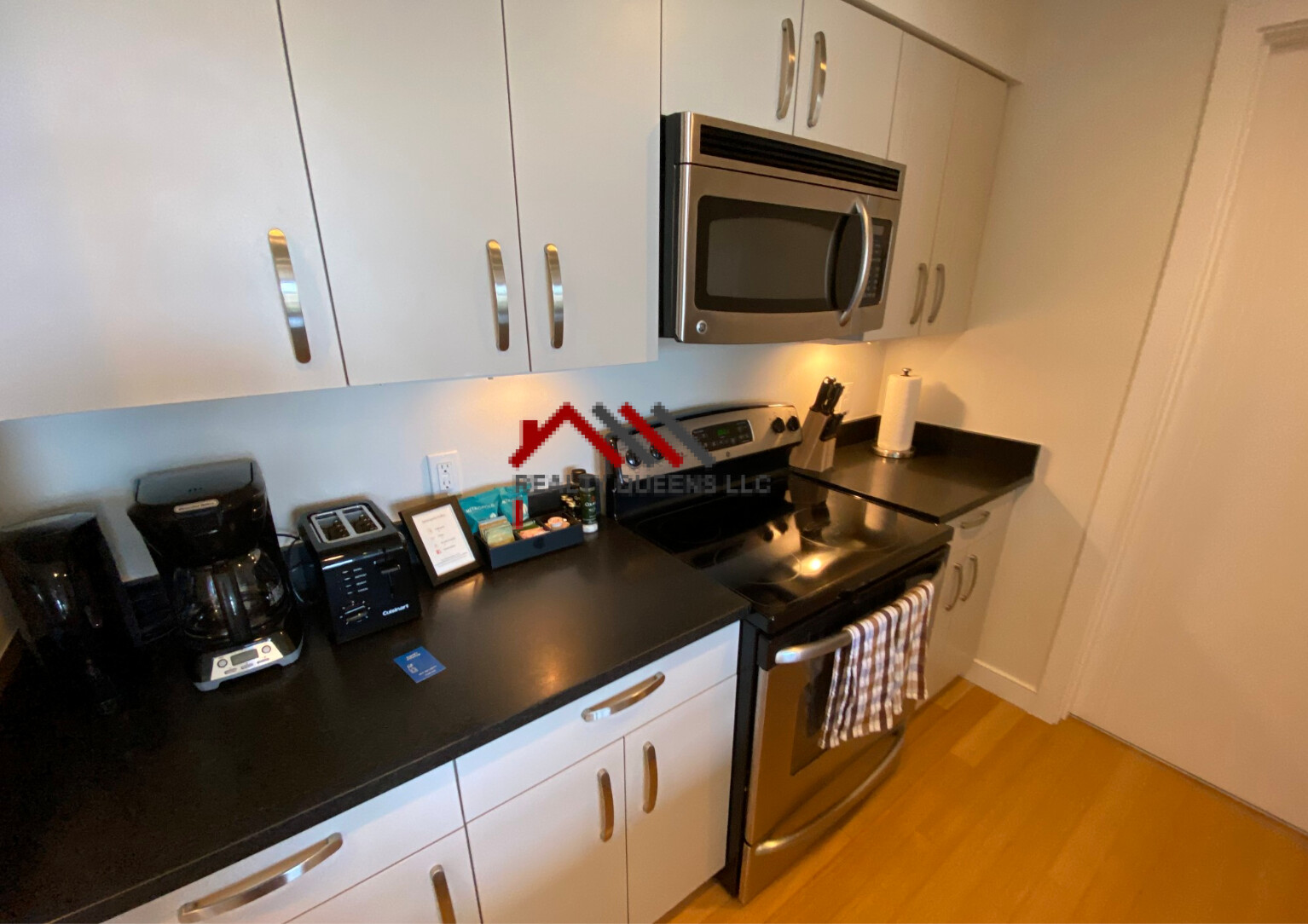 601 Albany St, South End