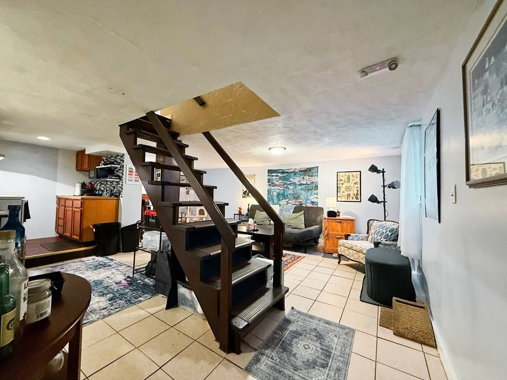 52 Sargent Ave, Winter Hill