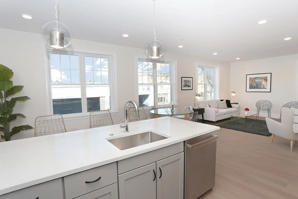 336 Chelsea, East Boston