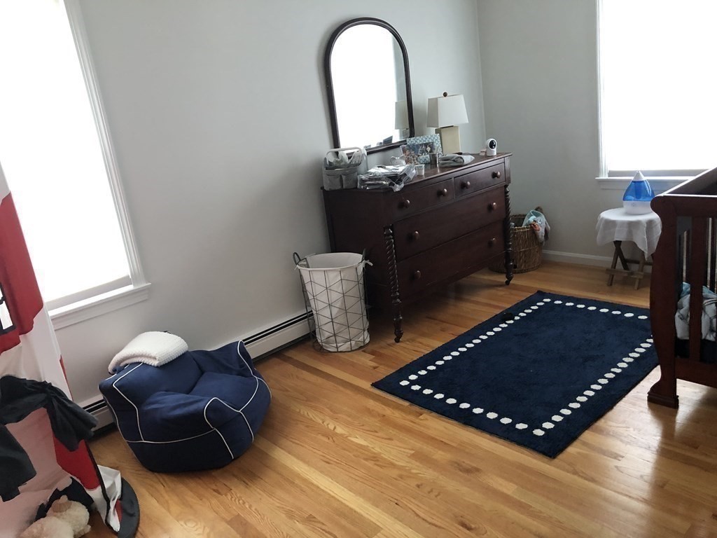 172 Maple St, West Roxbury