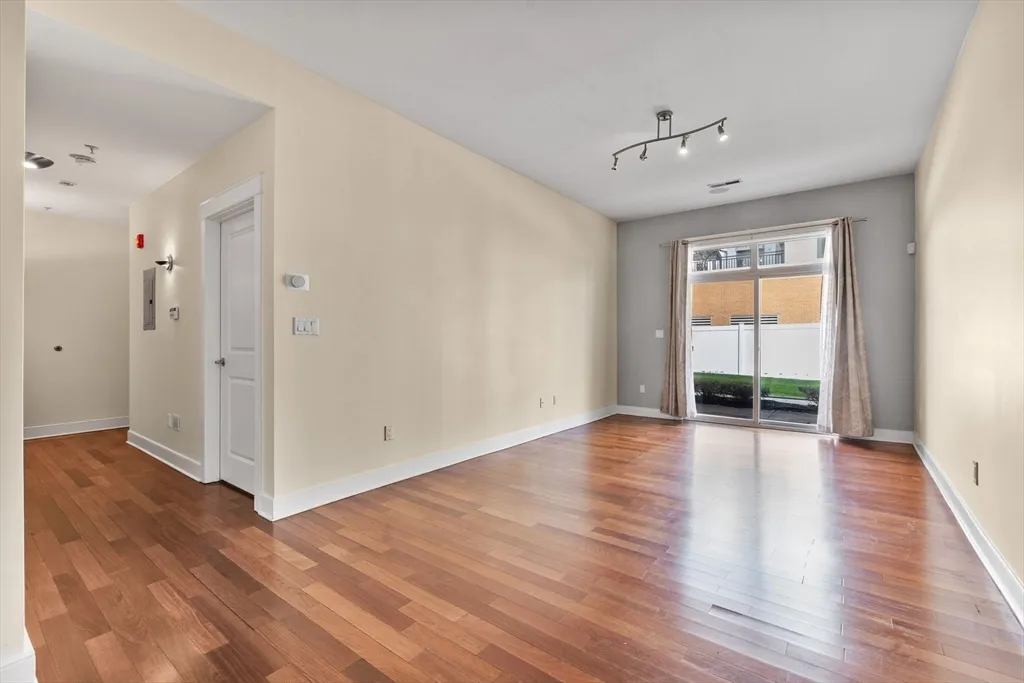 29 Wheeler, Cambridge Highlands