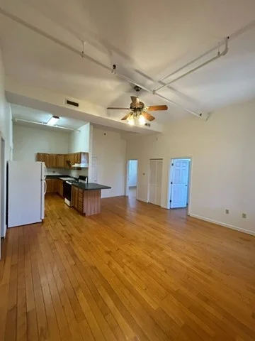 23 Grove, Spencer