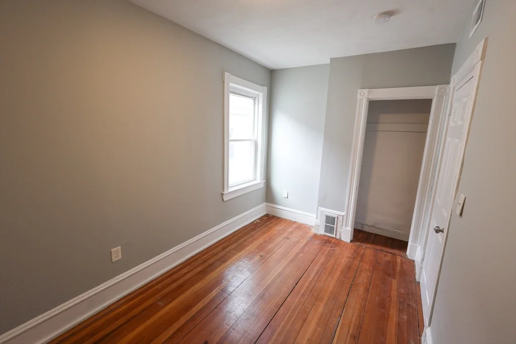 23 Barry St, Dorchester