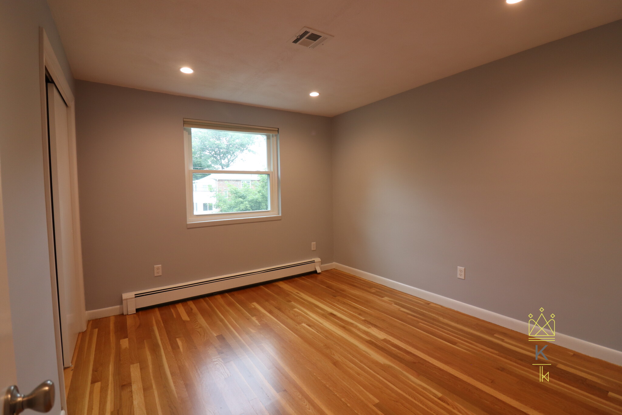 72 Louise Rd, Chestnut Hill
