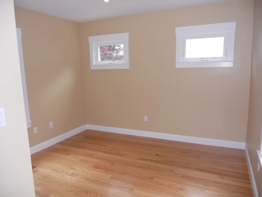 160 Weston St, Waltham