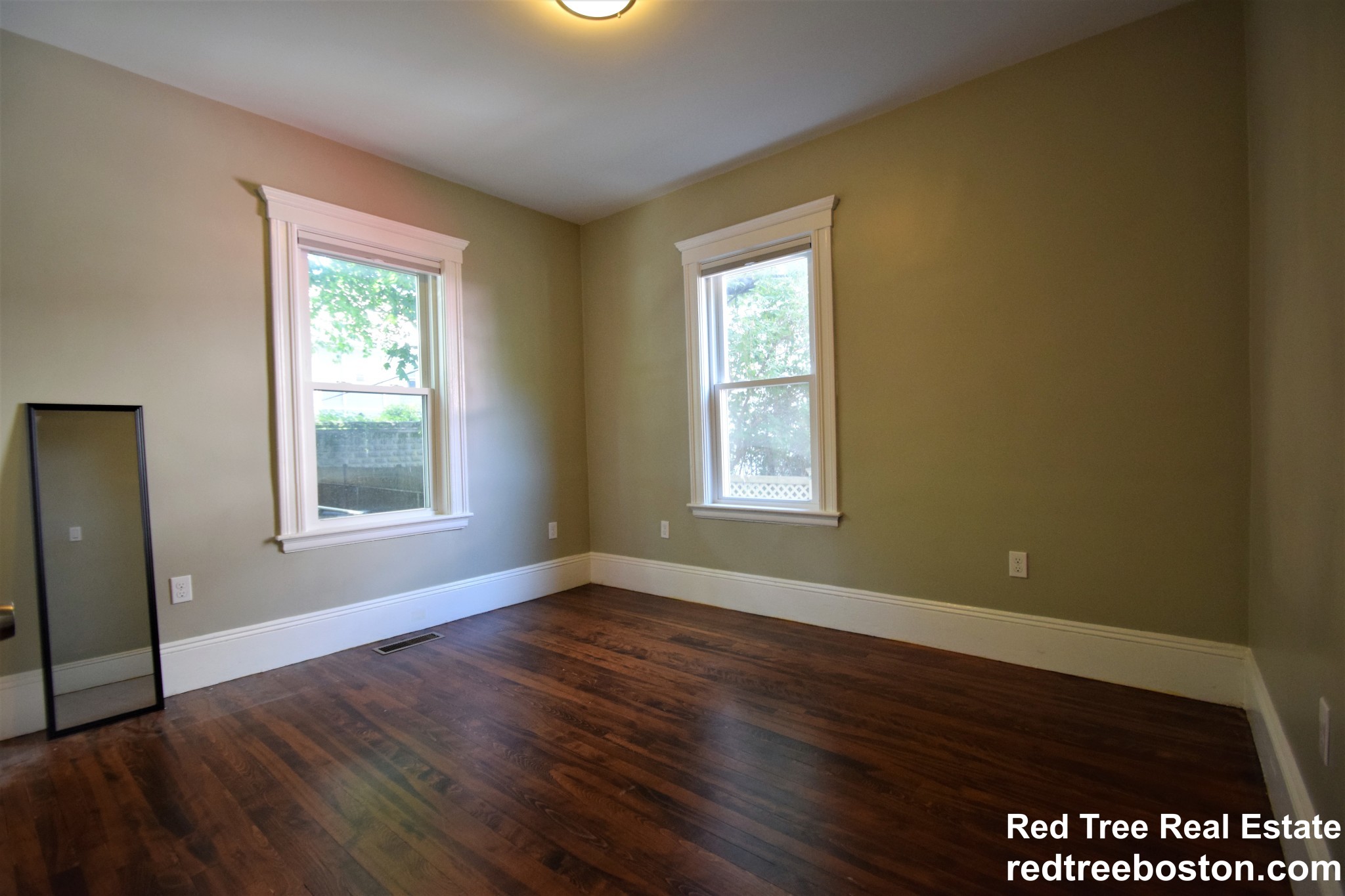 179 Tremont St, Newton Corner