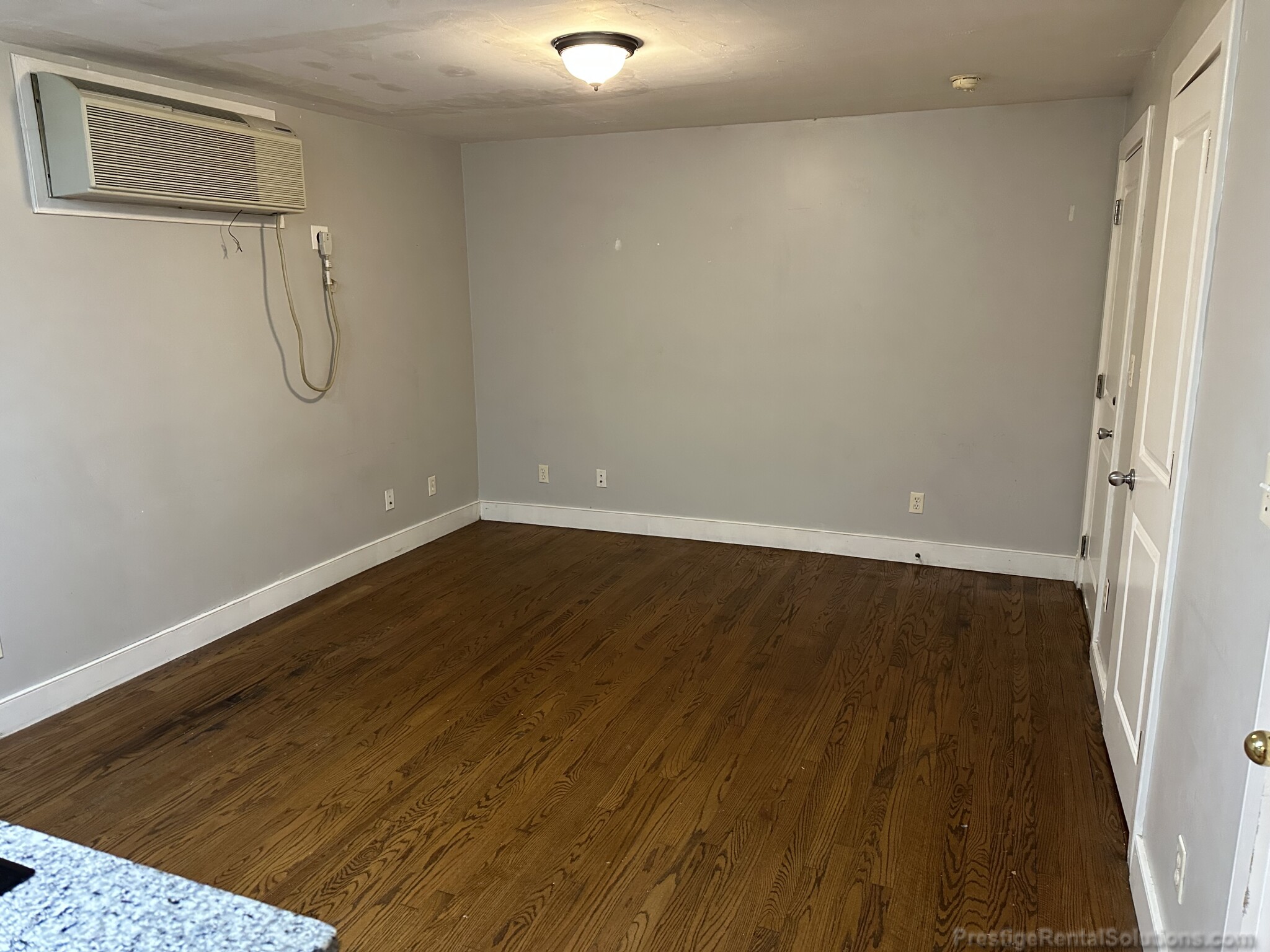 842 Dorchester Ave, Dorchester