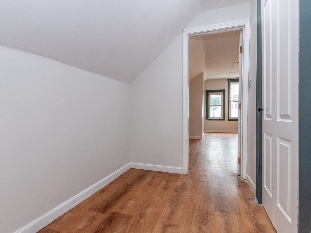 5 bed, 2 bath apartment for rent at 46 Shepton St Unit 2, Dorchester — photo 45 of 64