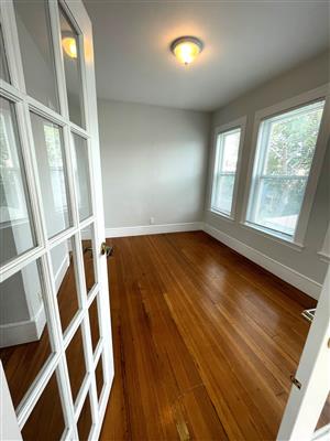 69 Raymond Ave, West Somerville