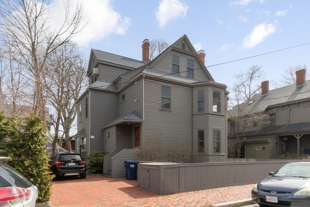 176 Hancock, Mid Cambridge