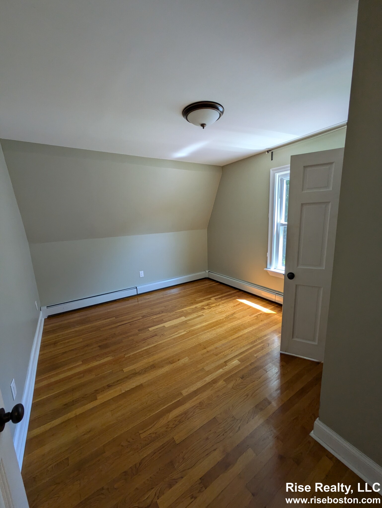 7 High Street Pl, Brookline