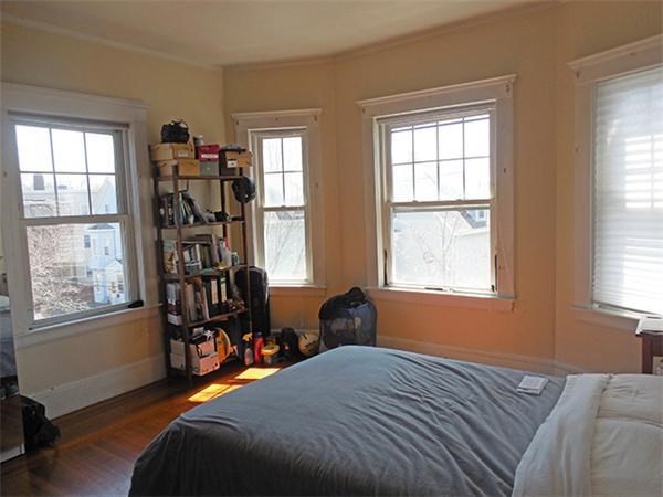 17 Ames St, Somerville