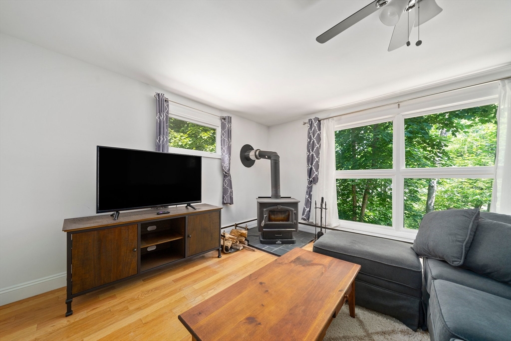 585 Washington St, Franklin