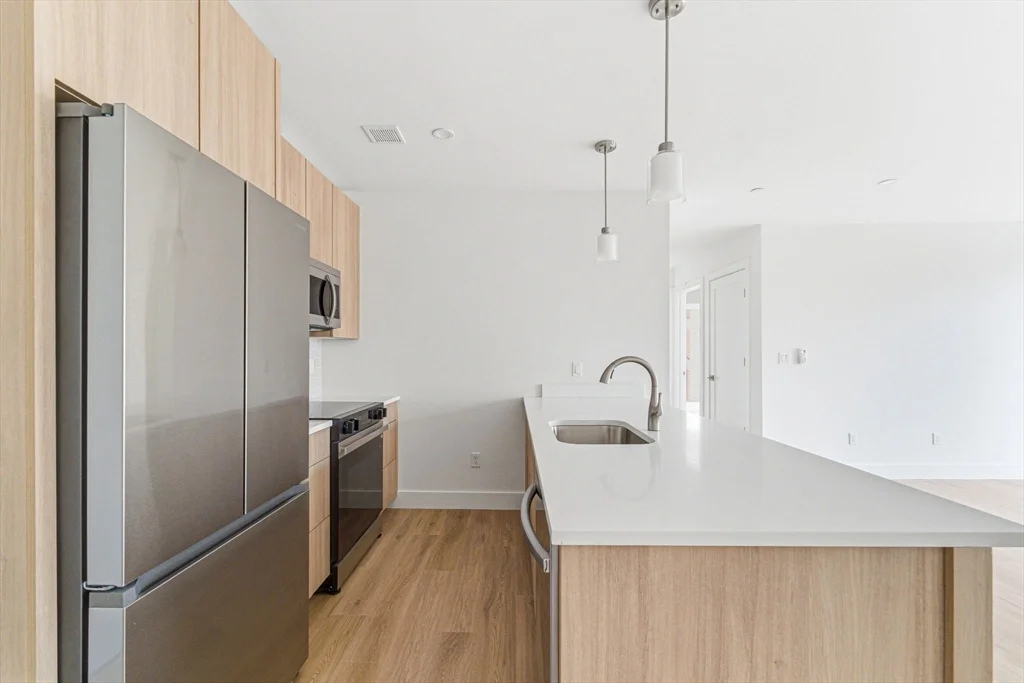 1035 Commonwealth Ave, Allston