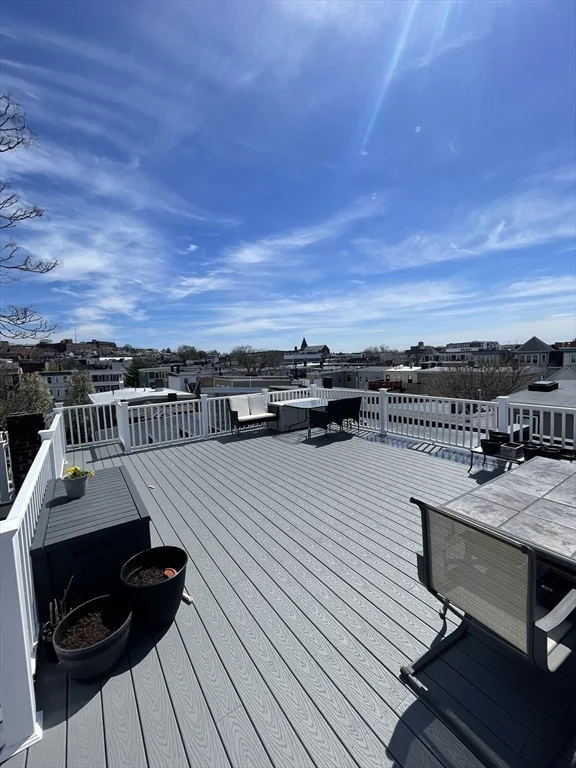 176 Bowen St, South Boston