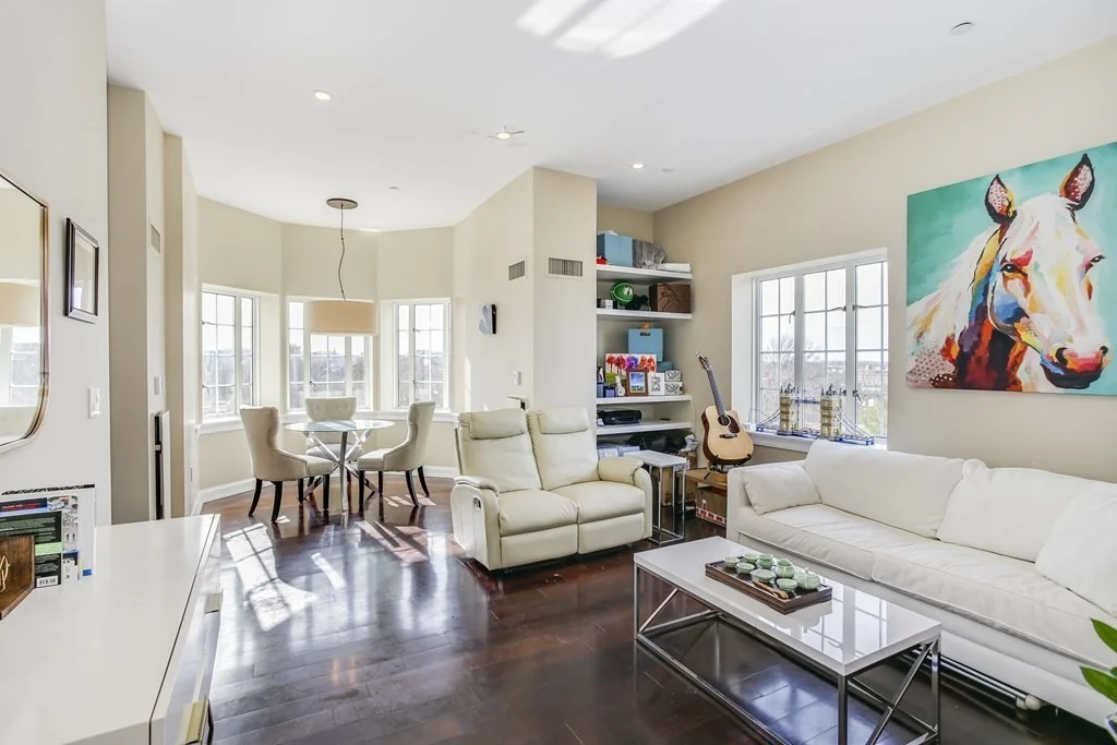 20 Chapel, Longwood