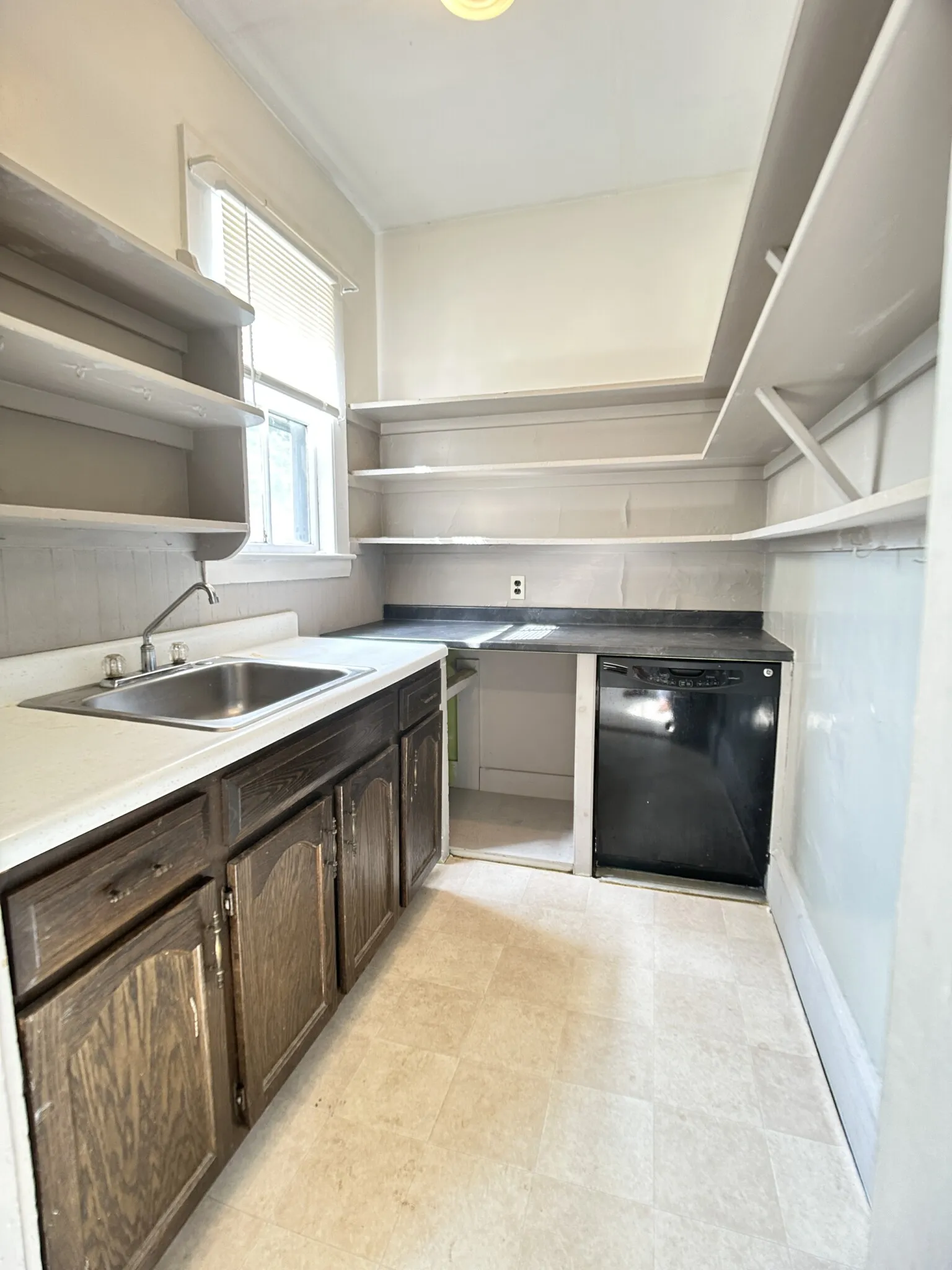 55 Rindge Ave, North Cambridge