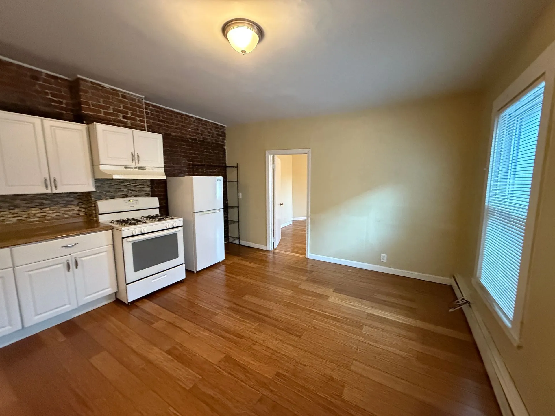 147 Meridian St, East Boston