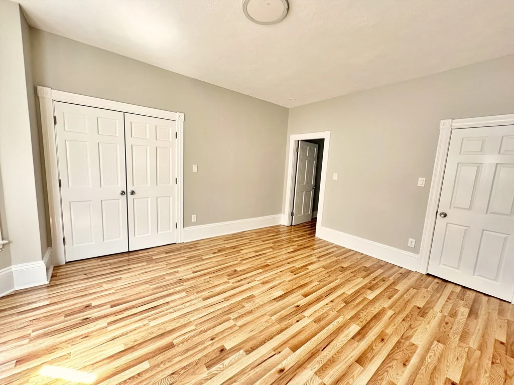 466 Sumner St, East Boston