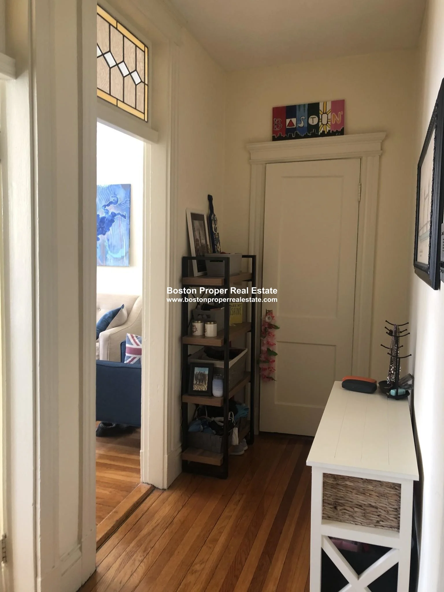 100 Queensberry St, Fenway