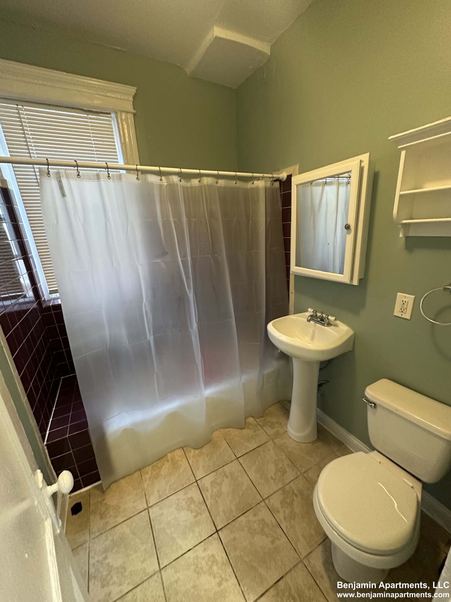 881 Huntington Ave, Mission Hill