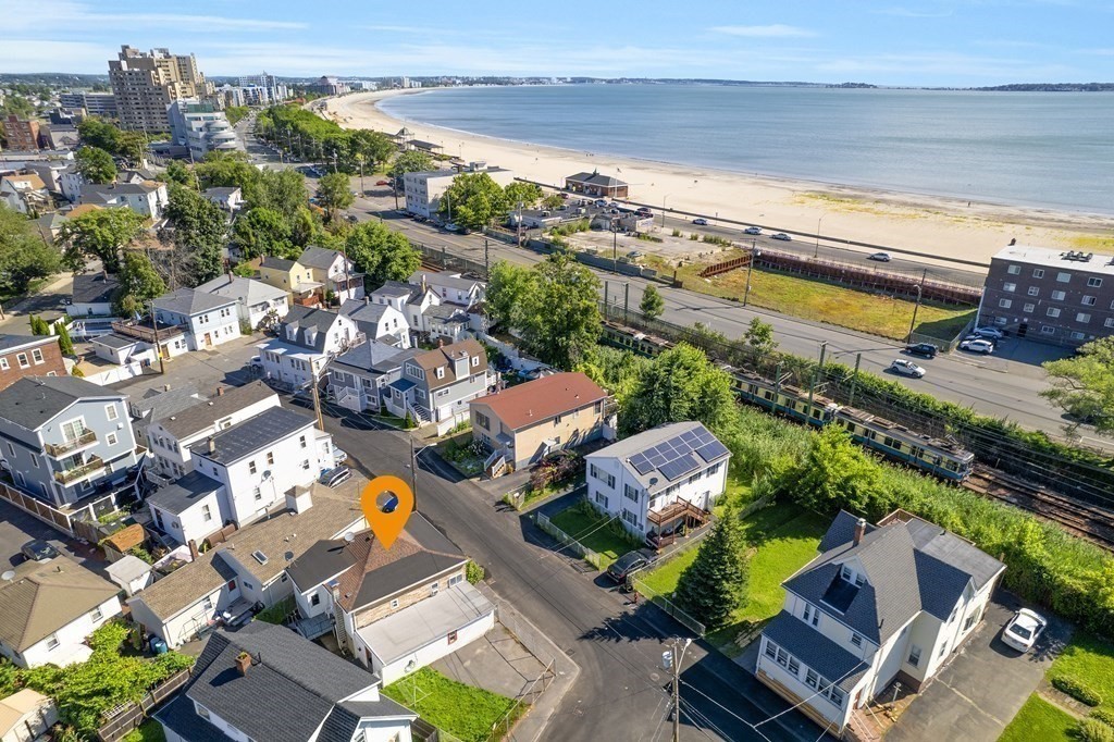 15 Avalon St, Revere