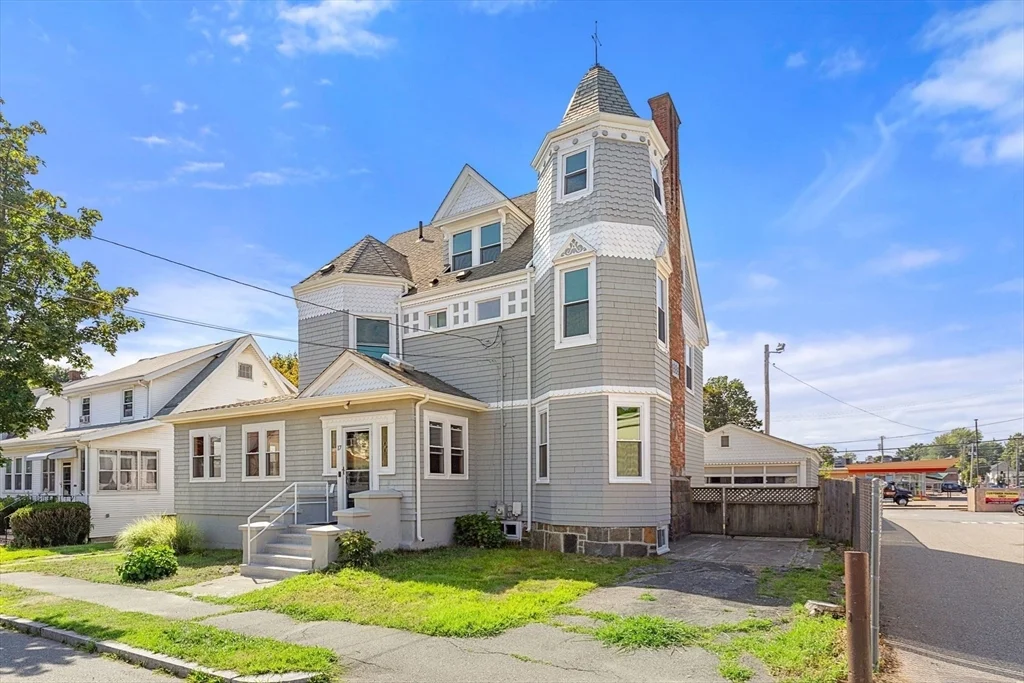 17 Shirley St, Quincy