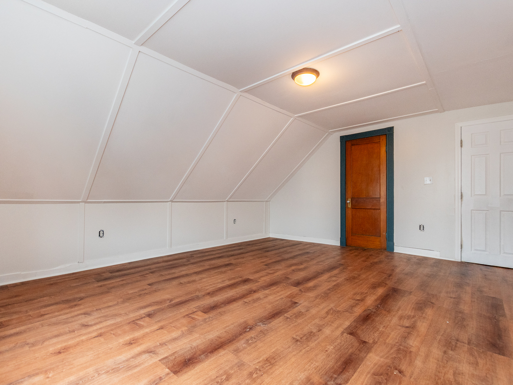 5 bed, 2 bath apartment for rent at 46 Shepton St Unit 2, Dorchester — photo 47 of 64