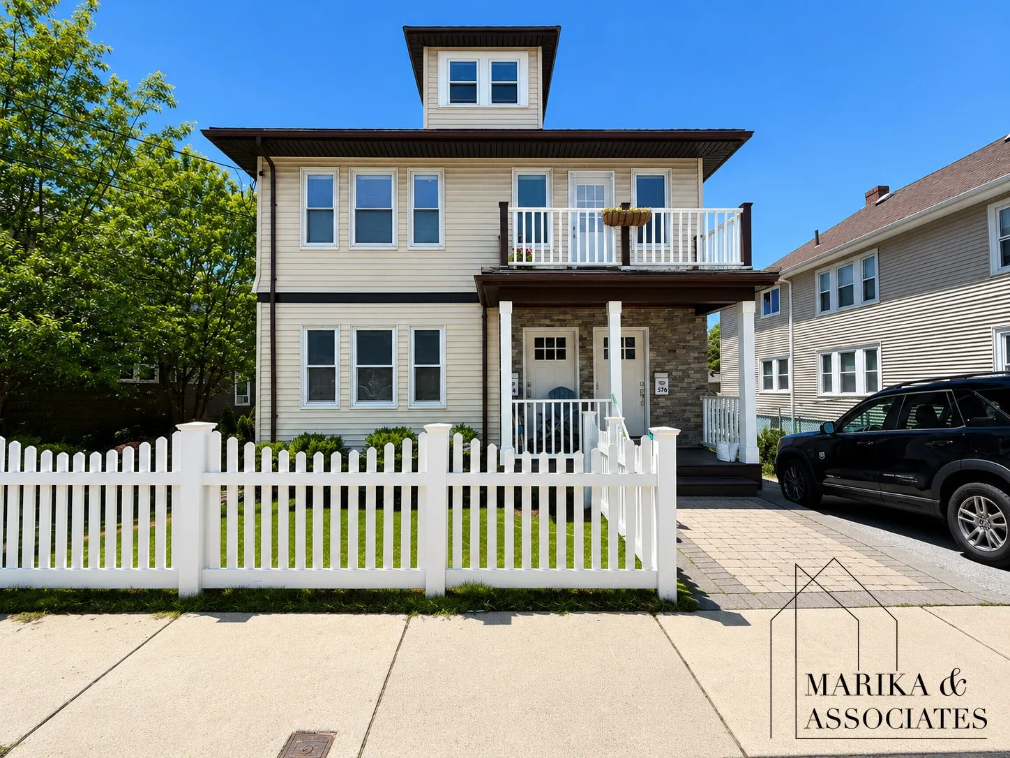 576 Lagrange St, West Roxbury