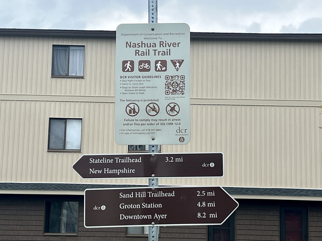 103 Main St, Pepperell