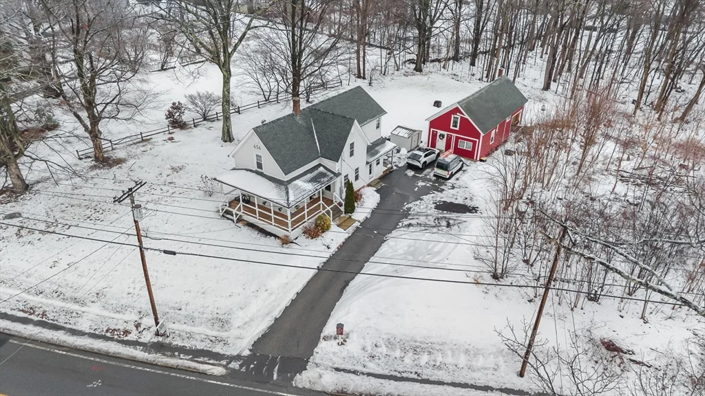 656 Grove St, Worcester