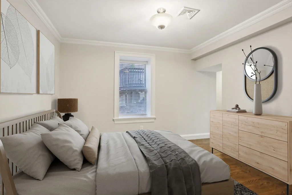 1471 Beacon St, Coolidge Corner