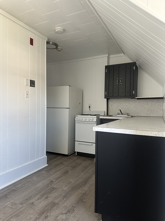 377 Parker St, Gardner