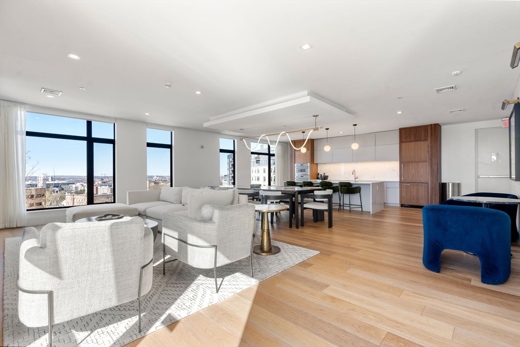 191 Washington St, Brighton