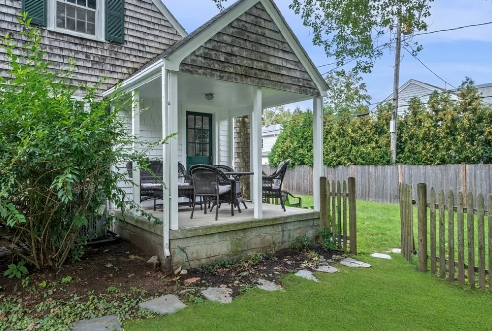 24 Hereford Rd, Marblehead