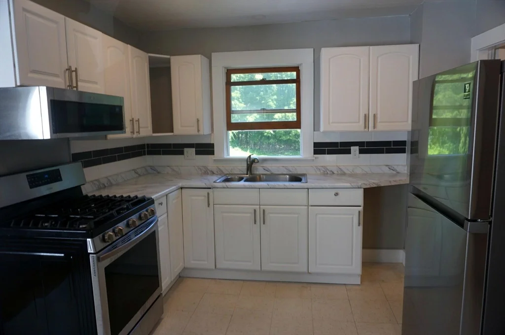 67 Mill St, Pepperell