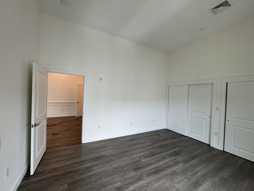 320 Middlesex Ave, Medford