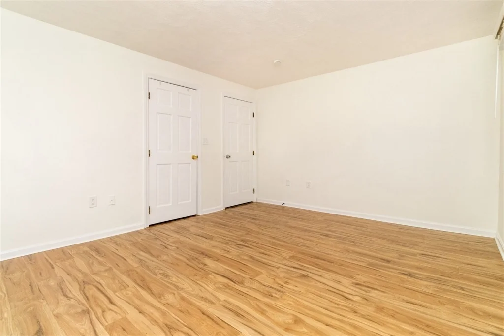 82 Glendower Rd, Roslindale