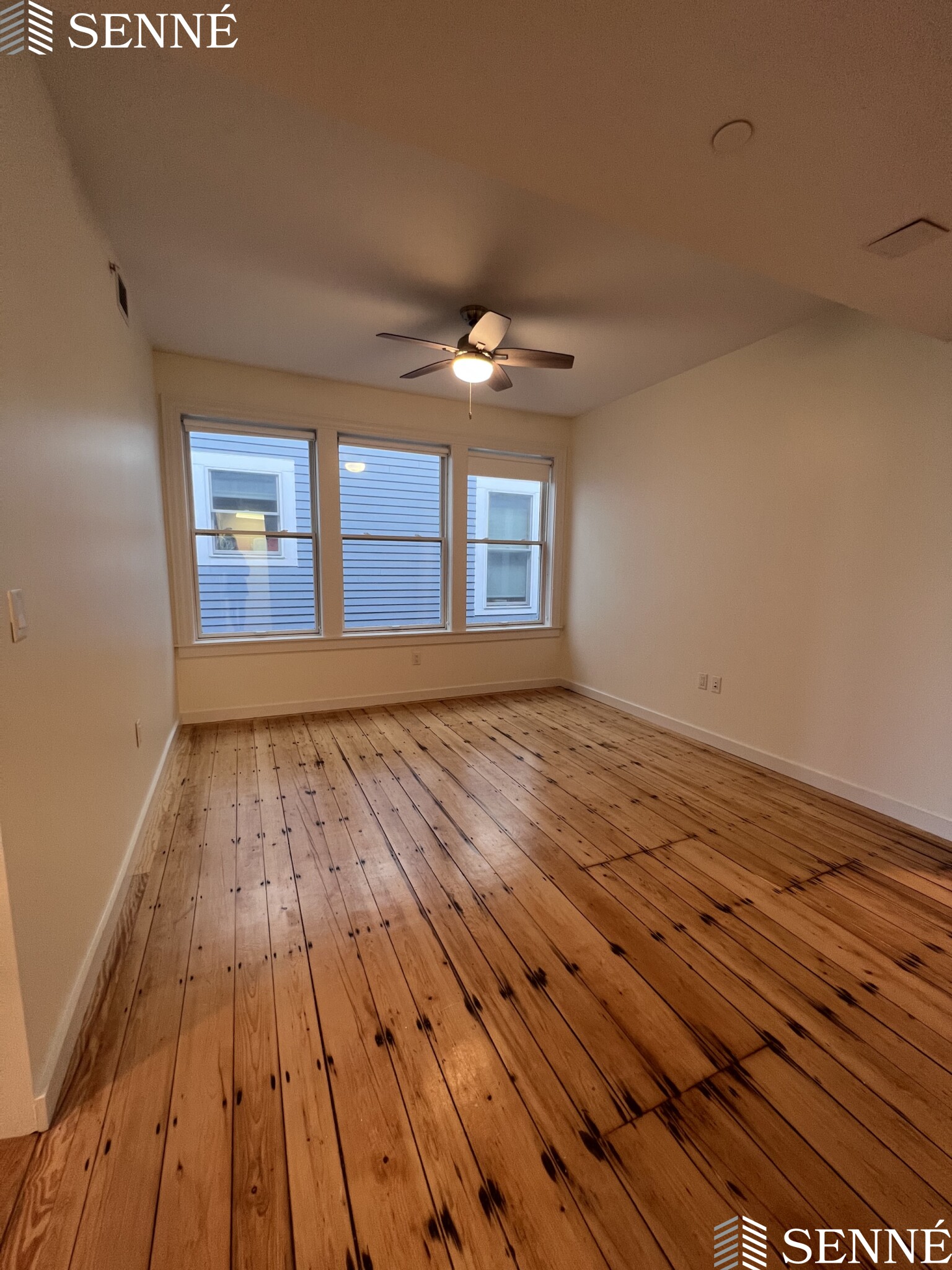 22 Magazine St, Cambridgeport