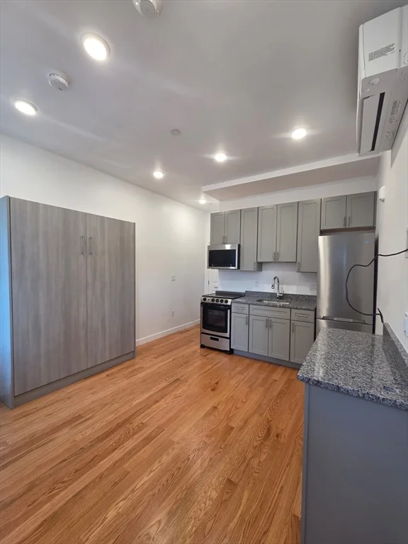 165 Hawthorne, Chelsea