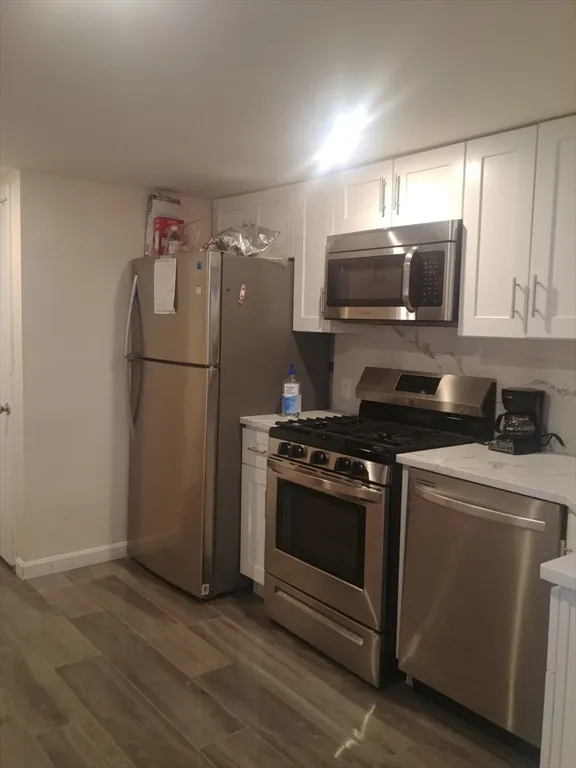 77 Bristow St, Saugus